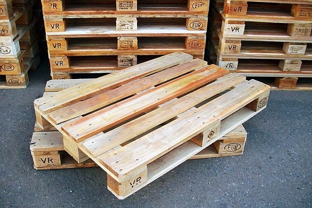 pallet gỗ thông đã qua sử dụng